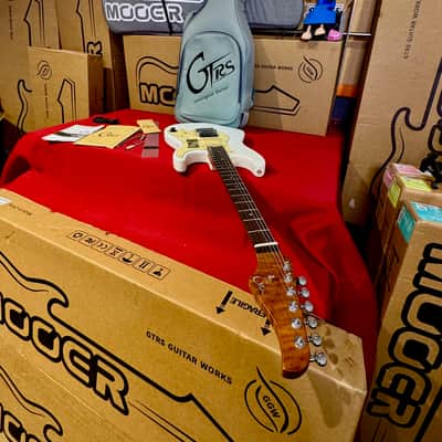Mooer GTRS P800 ( Inteligent Guitar) WHITE 2025 image 13