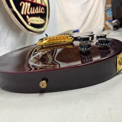 Gibson Les Paul Studio Guitar 1993 - Wine Red image 15