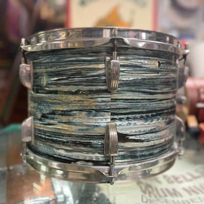 1960s Ludwig 8x12 Tom Tom in Blue Oyster Pearl image 3