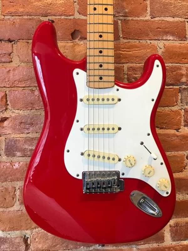 Fender Standard Stratocaster MIM 1995 Dakota Red | Reverb