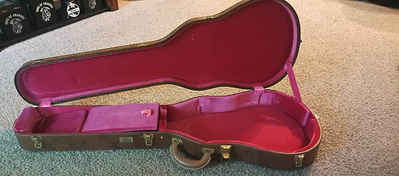 Gibson Lifton Historic Les Paul Case 5 latch image 1