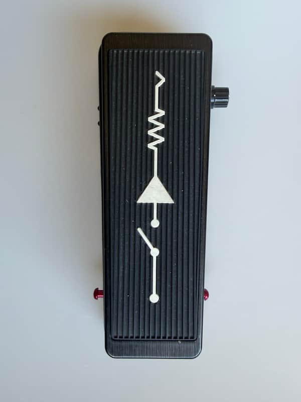 Dunlop MC404 CAE Custom Audio Electronics Wah