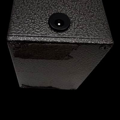 R2R Electric Pre-Amp 2022 - Present - Grey X6673 image 4