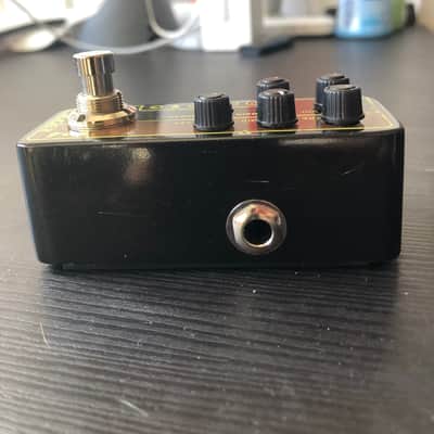 Mooer 004 Day Tripper Micro Preamp 2010s - Black/Brown image 7