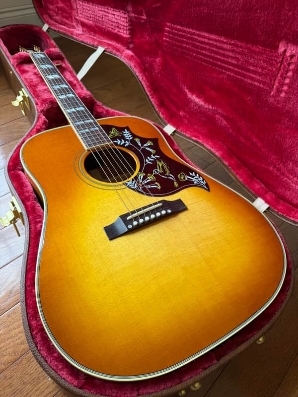 2026 Gibson Hummingbird Original - Heritage Cherry Sunburst