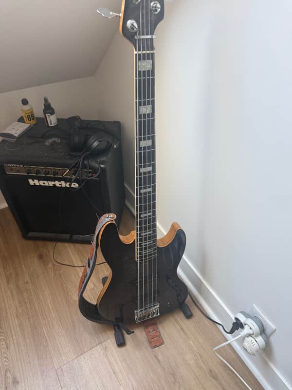 Marcus Miller Marcus Miller v9 2019 - Transparent Black Burst image 1