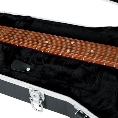 Gator - GC-DREAD-12 - Deluxe Molded Case for 12-String Dreadnought Guitars - Black (GC-DREAD-12) image 6