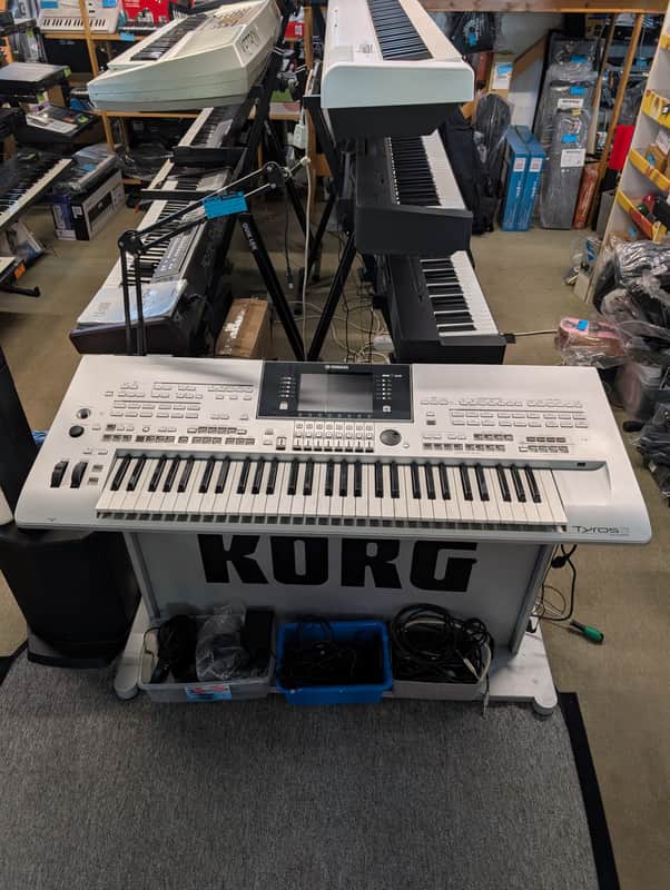 Yamaha Tyros 3 image 1