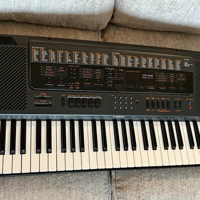 Casio CTK-1000 with adapter image 4