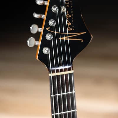 Novo Dealer Limited Chambered Serus H2 Guitar – Amber image 5