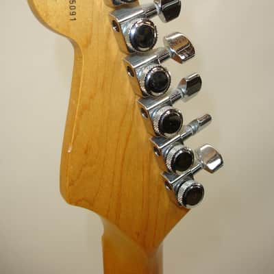 2005 Fender American Deluxe Strat V Neck Electric Guitar, Maple Fingerboard, Candy Apple Red w/ Case image 15