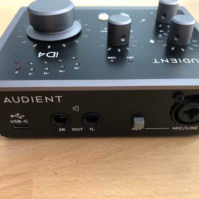 Audient iD4 MKII USB-C Audio Interface 2021 - Black image 5