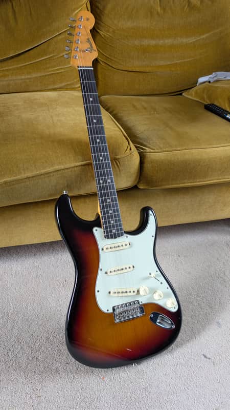 Fender American Original 60s Stratocaster - 3-Color Sunburst - 2022 - Last year Model
