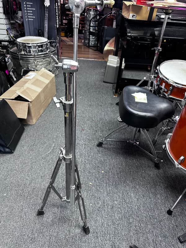 Unbranded Double Braced Boom Stand image 1