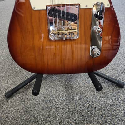 New 2025 Fender American Professional II Telecaster - Sienna Sunburst with Fender Deluxe Molded Case image 5