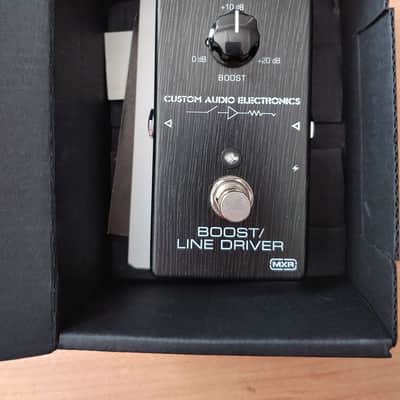 MXR MC401 CAE Boost/Line Driver image 1