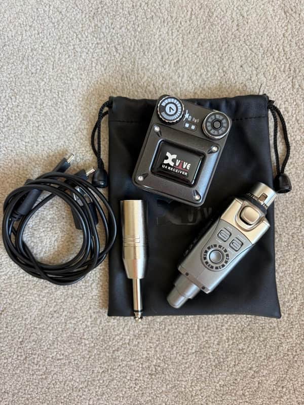 Xvive U4 Wireless In-Ear Monitor System