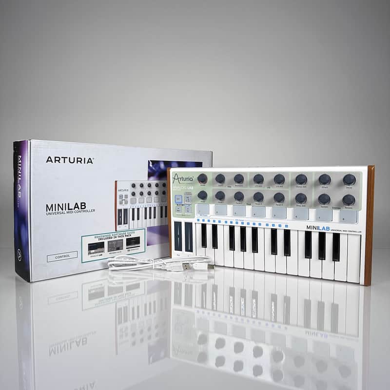 Arturia Minilab Universal MIDI Controller Keyboard White 25 Key image 1