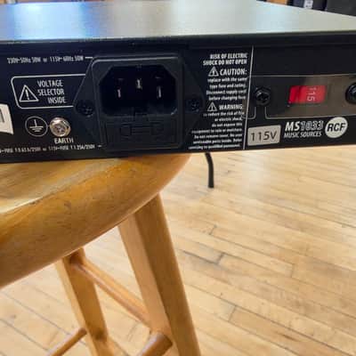 RCF Rack Mountable CD / MP3 Player & FM Tuner - MS1033 image 7