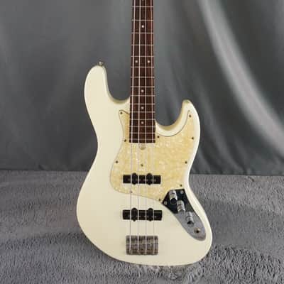 Bacchus Universe Series Jazz Bass - White image 2