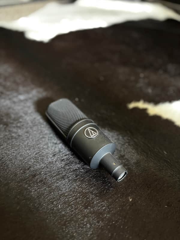 Audio-Technica AT4040 Large Diaphragm Cardioid Condenser Microphone 2010s - Black image 1