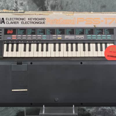 Yamaha Portasound PSS-170 Mini Synthesizer Keyboard Vintage 1987 w Original Box & FAST Same Day Shipping image 4