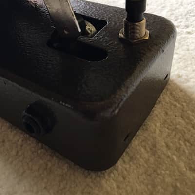 Vintage Sola Sound / Colorsound Wah Pedal with carrying case image 11