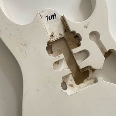 White HSH Guitar DIY Project Body image 7