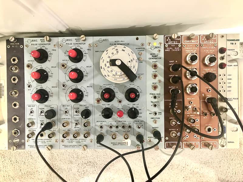 Nuclear Instrumentation Modular/NIM Bin System image 1