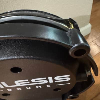 Alesis 8" White Mesh Bass Kick Drum Pad for Forge, Nitro, Nitro Max Kits image 10