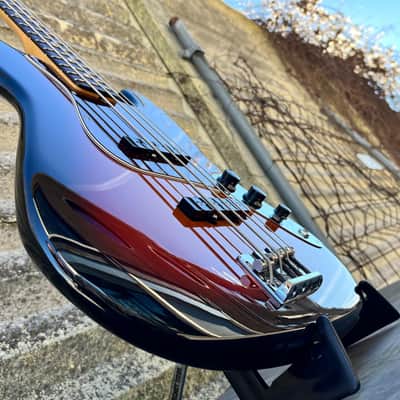 Fender American Pro II Jazz Bass® Rosewood Fingerboard, 3-Color Sunburst 0193970700 image 13