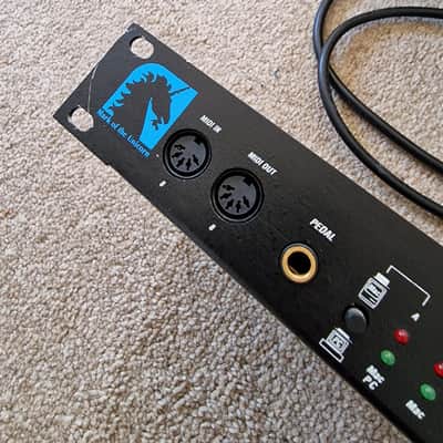 MOTU MIDI Express XT USB MIDI Interface 2017 - Present - Black image 5