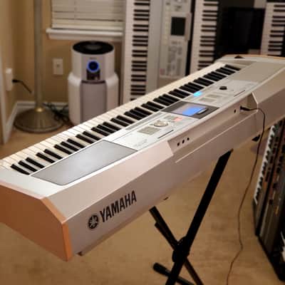 MUST SEE!!! YAMAHA DGX 505 SEMI-WEIGHTED 88-KEY DIGITAL PIANO IN AMAZING CONDITION! image 22