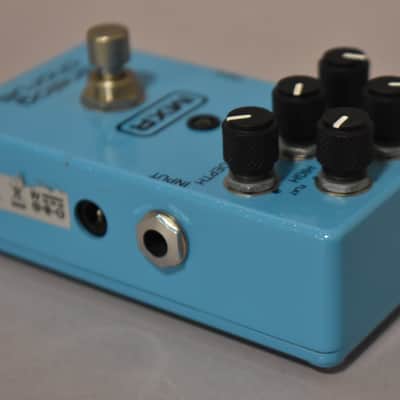 MXR M234 Analog Chorus Effects Pedal Blue image 4