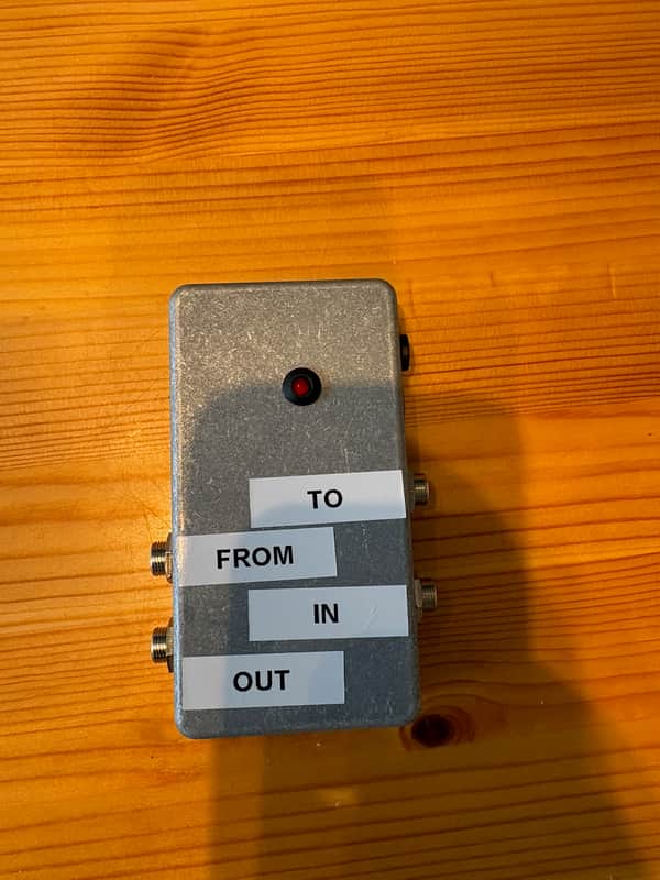Gravy67 MIDI Controlled 1 Loop Switcher 2025 - Gray image 1