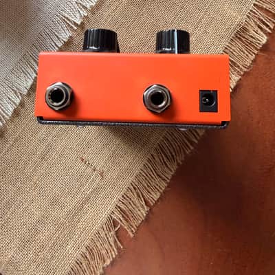 Suhr Thornicus - Orange image 4