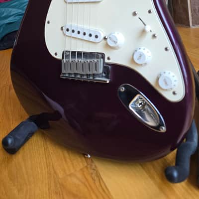 Fender American Standard Stratocaster 1999 - RARE Plum Purple Metallic Finish image 2