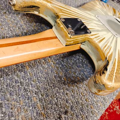 Fender FSR "Splattercaster" Standard Splatter Stratocaster with Rosewood Fretboard 2003 - 2004 - Olympic White, Aztec Gold, and Inca Silver Swirl over Black image 14
