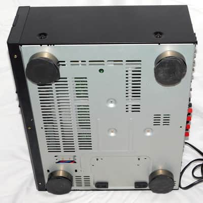 Yamaha RX-V630 receiver with remote image 9