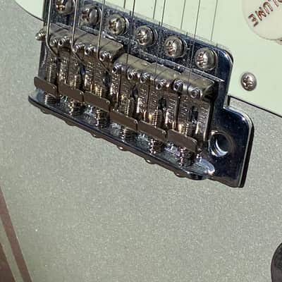 Fender 50's Traditional Stratocaster- Competition Stripe-MIJ image 5