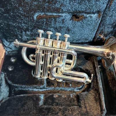 Yamaha B♭/A Piccolo Trumpet - Model YTR6810S 1982 - Silver image 3