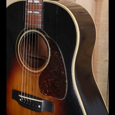 Gibson Southern Jumbo c. 1942 - Sunburst image 7