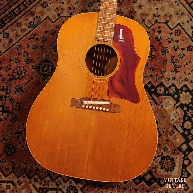 Gibson J-50ADJ