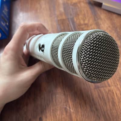 RODE Podcaster USB Microphone 2010s - White image 5