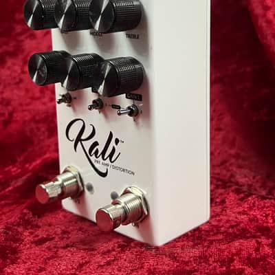 Fortin Amplification Kali Pre-Amp/Distortion - White image 3