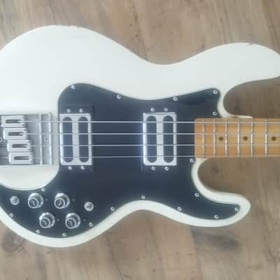 Peavey T-40 with Maple Fretboard 1978 - 1988 - White image 14