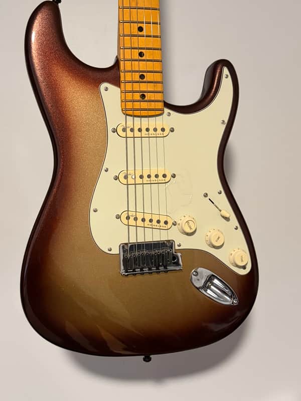 Fender Fender American Ultra Stratocaster – Mocha Burst (Maple Fingerboard) 2020’s - Mocha image 1