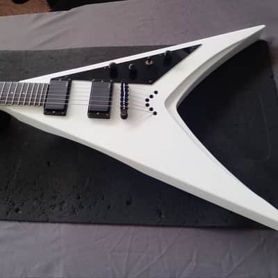 ESP LTD DV8-R Dave Mustaine Signature 2006 Snow White W/Original Hard Case *** FREE SHIPPING *** image 7