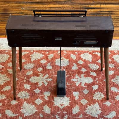 Vintage 1962 Wurlitzer 120 Electric Piano image 4