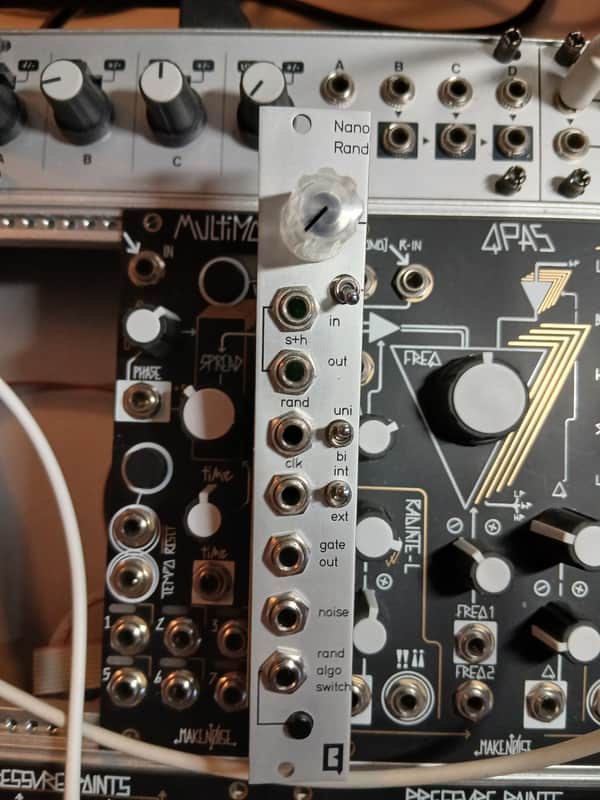 Qu-Bit Electronix Nano Rand v2